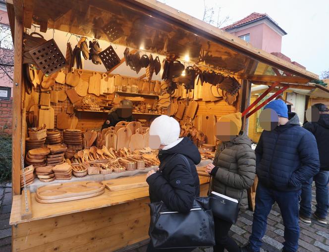 Tłumy na Jarmarku Bożonarodzeniowym 2022 w Warszawie!