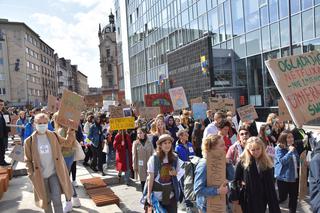 Manifest klimatyczny w Katowicach. Aktywiści domagają się realnych działań [AUDIO]