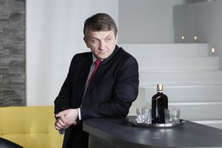 Dariusz Kowalski grał Tracza w Plebanii. Tak się zmienił!