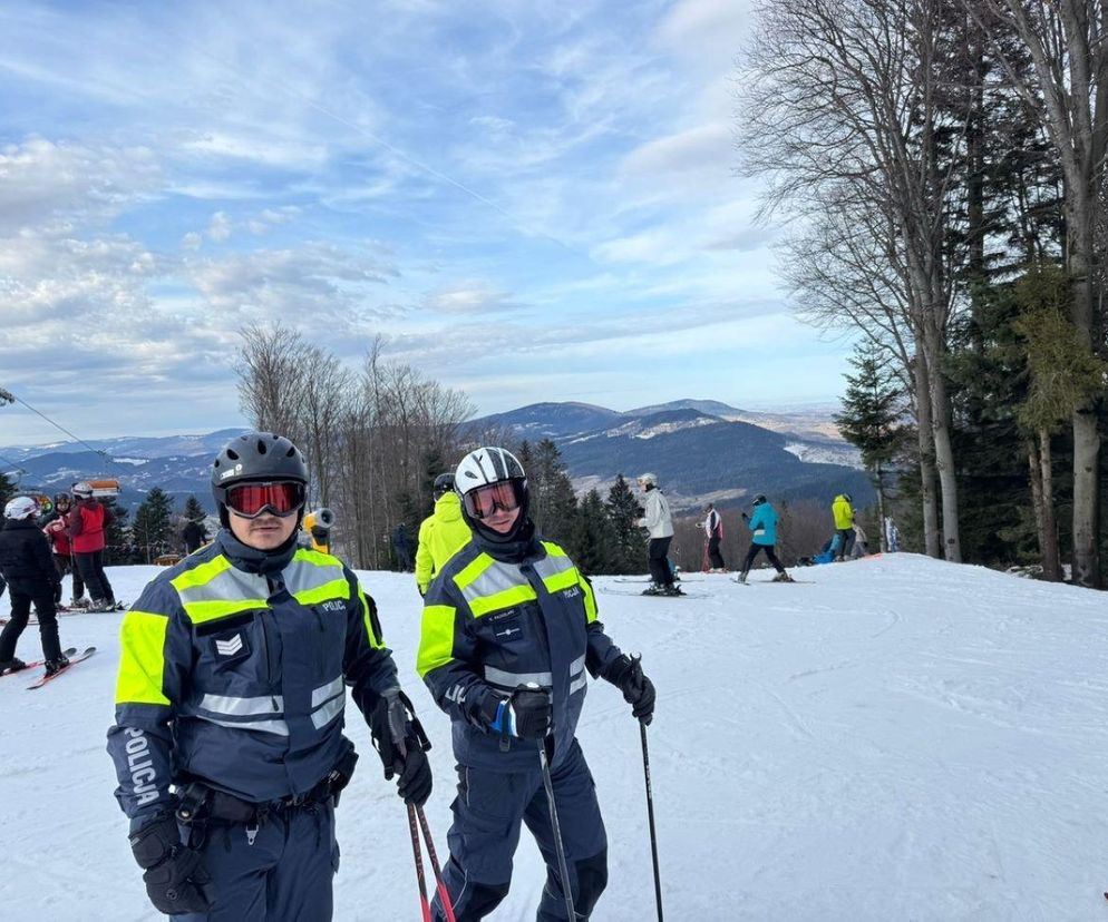 Policjanci na nartach ruszyli na stoki. Takie patrole spotkamy między innymi w okolicach Krynicy