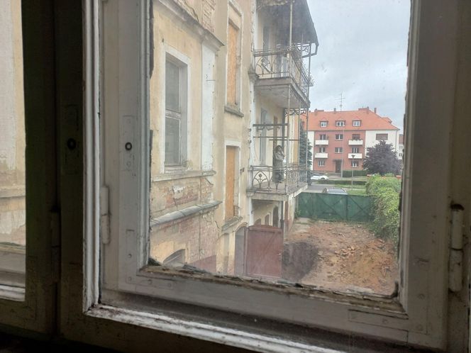 Zabytkowa kamienica przy Królowej Jadwigi w Lesznie odzyska dawny blask