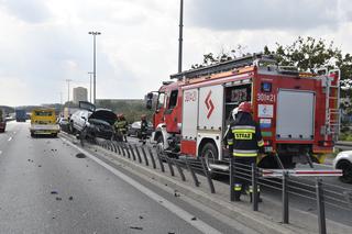 Wypadek Na S8, wjechał na barierki