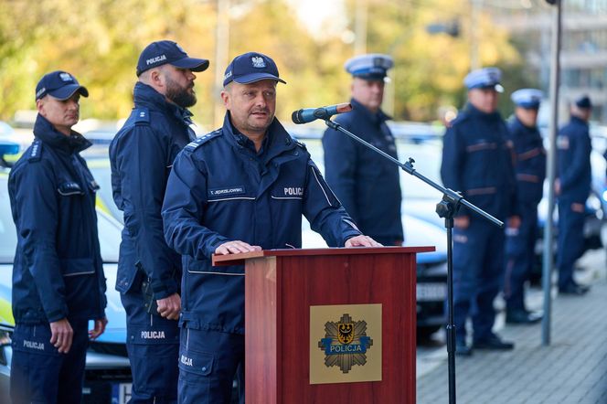 Oto 12 nowych wozów policyjnych. Zobacz, czym będą jeździć wrocławscy funkcjonariusze!