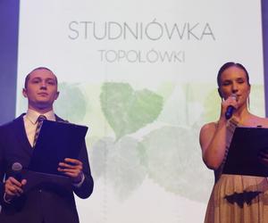 Studniówka III LO w Gdańsku. Uczniowie Topolówki bawili się w Starym Maneżu