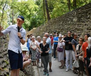 Kopiec Powstania Warszawskiego i park Akcji Burza. Teraz szczególnie warto go odwiedzić