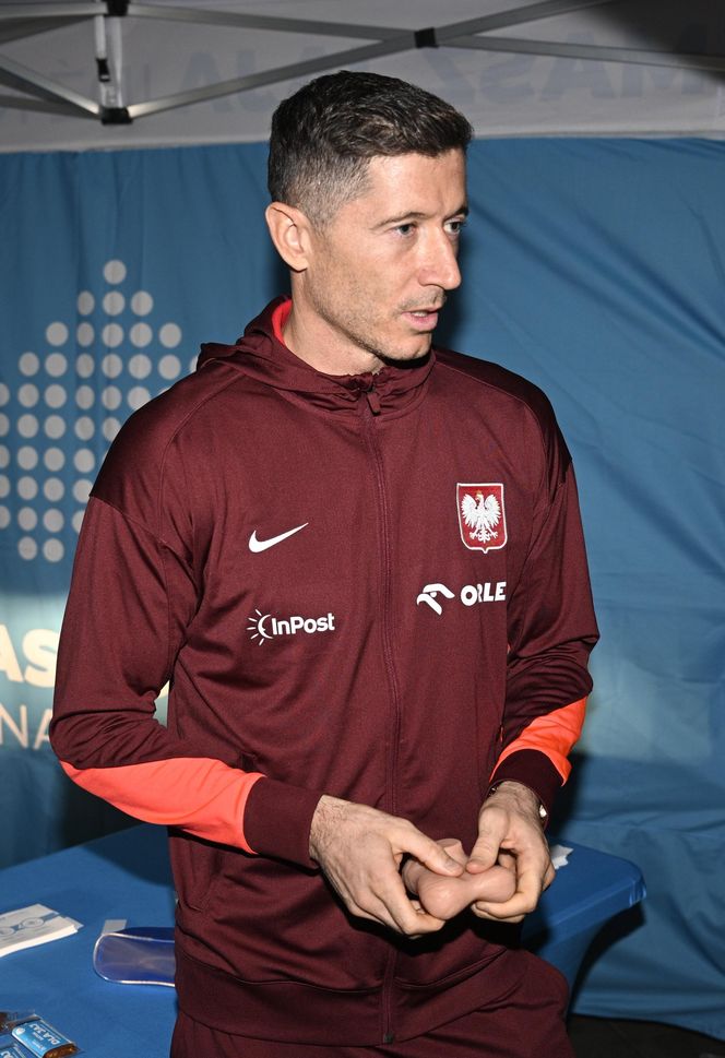 Lewandowski poszedł na badania po konferencji kadry
