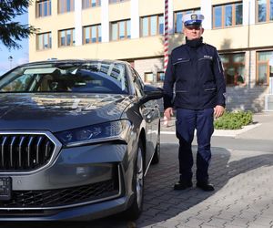 Nowe nieoznakowane radiowozy policji