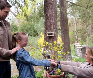 M jak miłość odc. 1872 po wakacjach. Julia (Marta Chodorowska), Dima (Michaił Pszeniczny), Nadia (Mira Fareniuk)