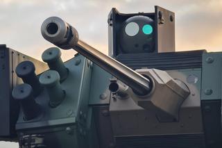 Polska armatohaubica KRAB oraz polski wóz piechoty BORSUK