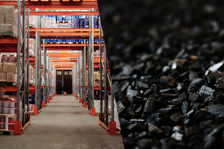 Polacy szukają taniego węgla w Niemczech. Z niemieckich sklepów znika pellet i węgiel drzewny