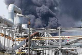 Pożar w fabryce chemicznej w Oświęcimiu. Słup czarnego dymu nad miastem
