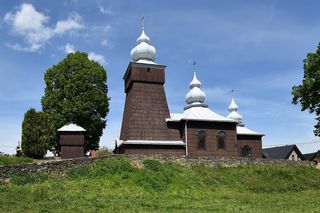 To niewielka wieś w Małopolsce. Słynie z niezwykle pięknej łemkowskiej cerkwi [GALERIA]