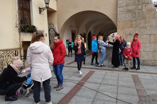 One Billion Rising 2023 na tarnowskim rynku