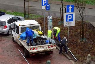 Kartą, blikiem czy nawet telefonem? Trwa montaż nowych parkomatów [AUDIO]