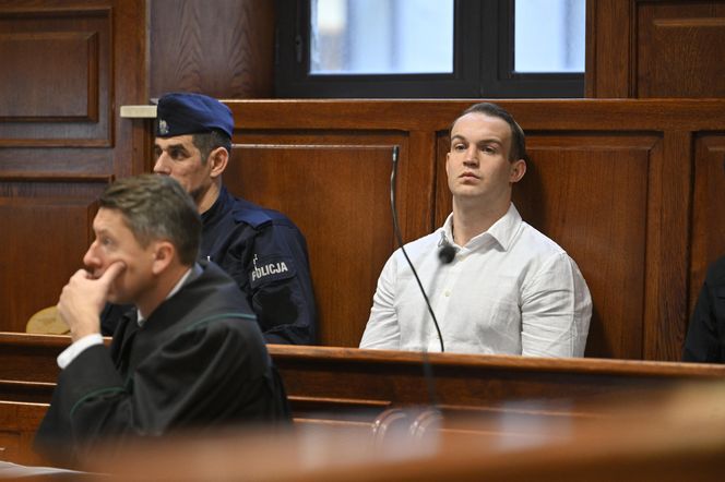 Proces Dawida Mirkowskiego o zabójstwo na Nowym Świecie. "Ja go, k***a, pociąłem!"