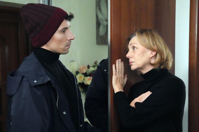 Barwy szczęścia, odc. 3185. Tomasz (Jakub Sokołowski), Wanda (Maja Barełkowska)