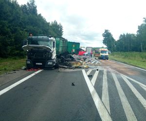 Wypadek na DK6. Zderzyły się ciężarówki