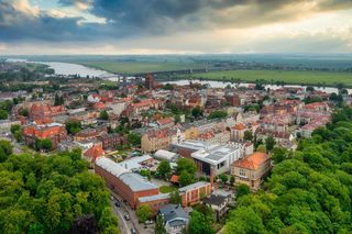 Najbrzydsze miasta woj. pomorskiego. Ranking autorstwa AI