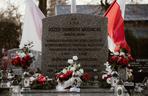 Złożenie kwiatów na grobie Józefa Dowbora Muśnickiego w Lusowie
