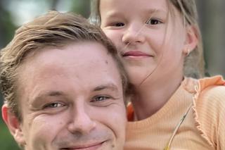 Barwy szczęścia po wakacjach 2023. Hubert (Marek Molak), Marysia (Nina Szumowska)