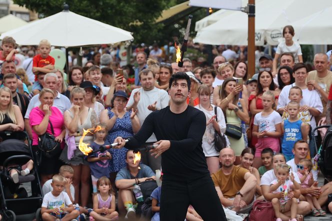 Tłumy na Carnavalu Sztukmistrzów 2025 w Lublinie - dzień trzeci