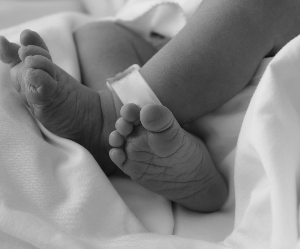 Koszmar na porodówce. Ginekolog podczas porodu urwał dziecku głowę