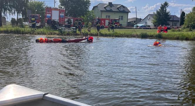 Tragedia pod Siedlcami. Maciek przyjechał pomóc rodzinie, nie żyje. Młody mężczyzna utonął w stawie