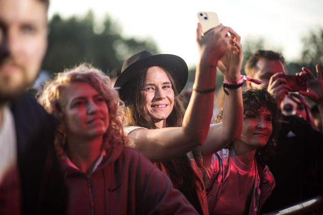 2. Dzień OFF Festivalu w Katowicach: Wzruszenie Edyty Bartosiewicz, niezapomniany koncert Grace Jones