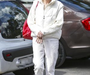 Ewa Błaszczcyk w niestandardowym stroju na pogrzebie Jadwigi Jankowskiej-Cieślak