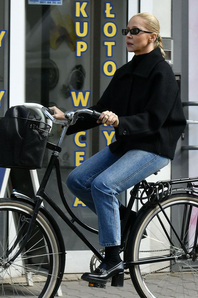 Katarzyna Warnke na giga obcasach łamie przepisy