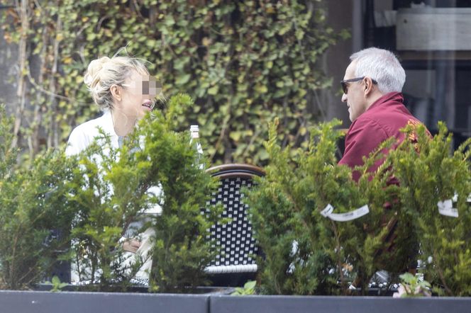 Tak Paweł Orleański całuje nieżonę!