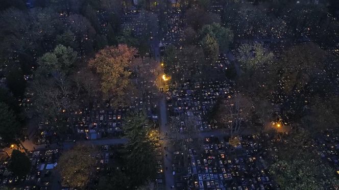 Tak wygląda nocą cmentarz przy ul. Lipowej w Lublinie!