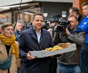 Trzaskowski nie pozostaje dłużny Nawrockiemu! Tam pojawił się w poniedziałek. Trzeba walczyć o głosy wszędzie