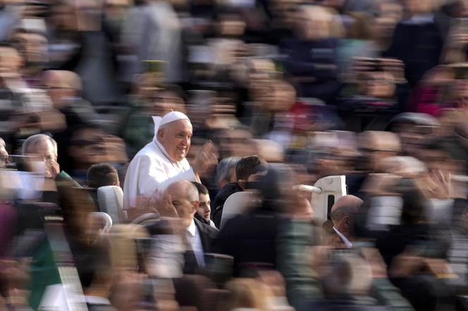 Papież Franciszek w coraz gorszym stanie? "Wielki żal". Odwołane kolejne wizyty