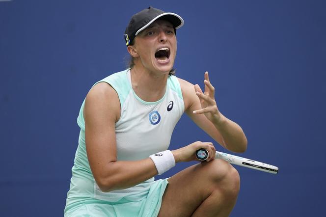 Iga Świątek przetrwała bombardowanie Niemki i zagra w ćwierćfinale US Open! Świątek - Niemeier RELACJA NA ŻYWO WYNIK