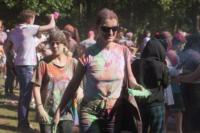 Holi Festival, czyli Święto Kolorów w bydgoskim Myślęcinku [ZDJĘCIA]