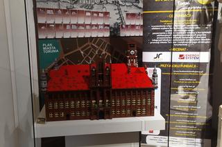 Ratusz z klocków lego