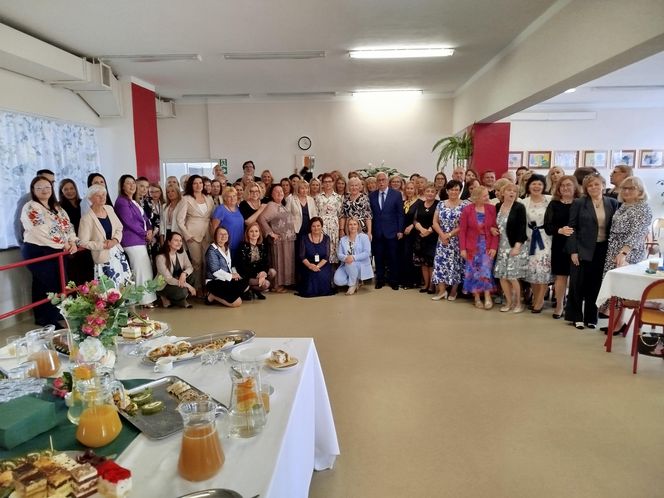 Jubileusz 40-lecia połączony był ze świętem szkoły, ponieważ obchodzi ona również 28. rocznicę nadania imienia.