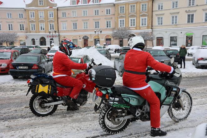 Śnieżyca niestraszna MotoMikołajom z Lublina!