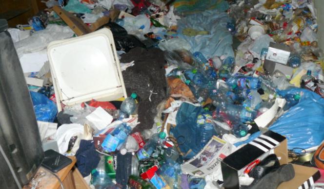 Zdewastowane mieszkania komunalne w Katowicach