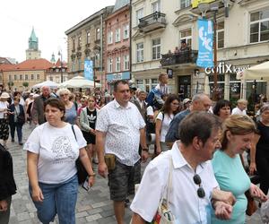 Pątnicy ruszyli na szlak! Z Lublina wyruszyła Lubelska Piesza Pielgrzymka na Jasną Górę 2023