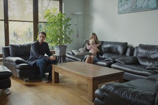 M jak miłość, odcinek 1841: Justyna (Magdalena Wieczorek), córeczka Krysia, Krzysiek (Adrian Brząkała)