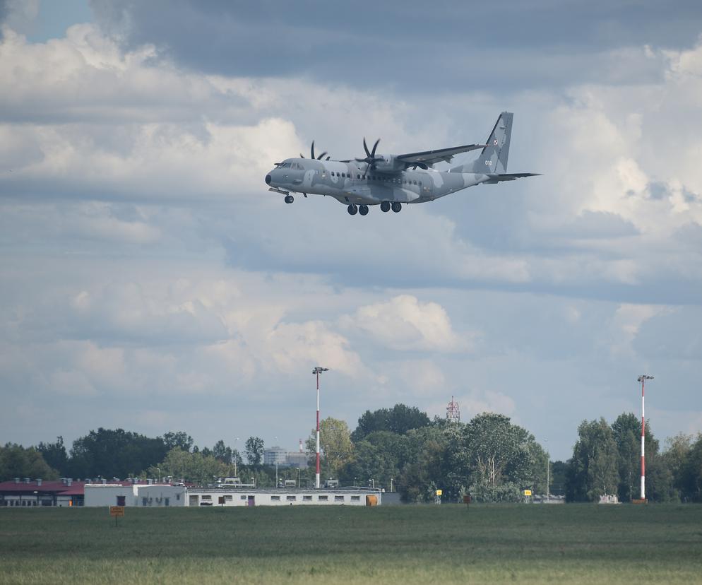 Lądowanie samolotu z rannymi w wypadku polskiego autokaru w drodze do Medjugorie