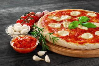 Pizza margherita: skąd pochodzi nazwa tej najpopularniejszej pizzy na świecie?