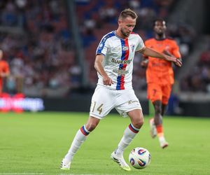Górnik Zabrze - Termalica Nieciecza. Niesamowita atmosfera na Arenie Zabrze! Kibice Górnika dopingują swoją drużynę