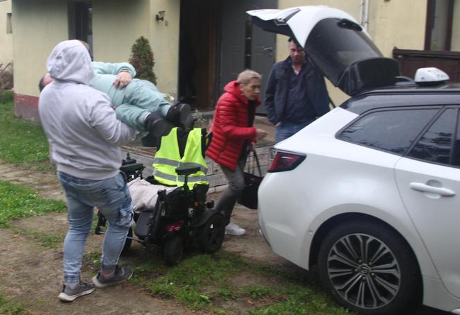 Wójt nie chciał pomóc, pomoże taksówkarz. Chora Ola będzie miała transport na badania!