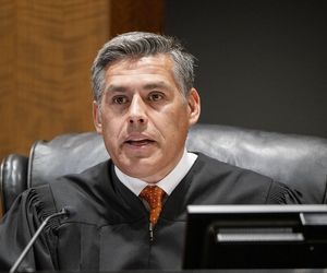 Zabójca Charliego Kirka zostanie rozstrzelany? Ujawniono jego rozmowy