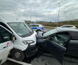 Czołowe zderzenie w Święciechowie. Jedna osoba zabrana do szpitala
