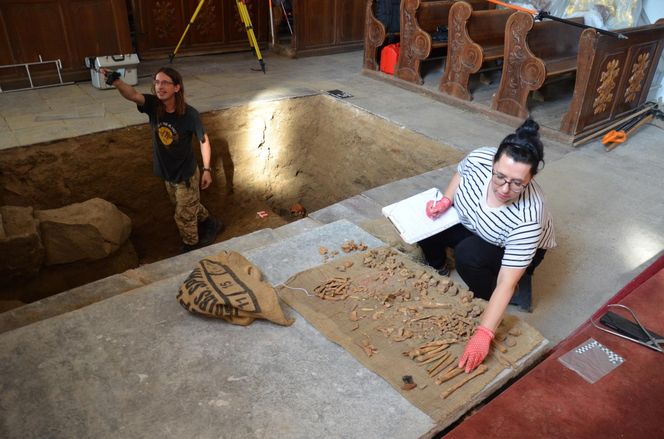  Pączewo. W kościele pochowano "wampira"? Niesłychane okrycie archeologów