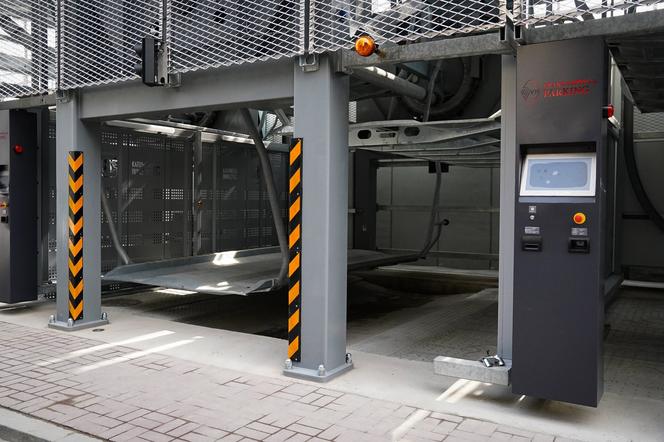 Automatyczny parking w Katowicach gotowy. Kiedy zostanie oddany do użytku?